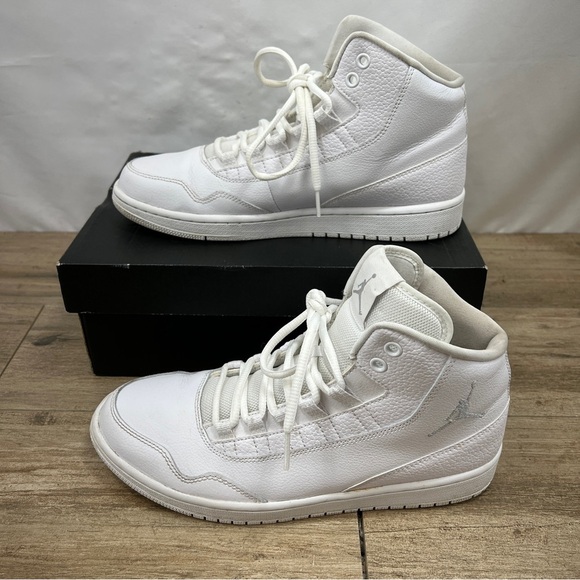 NIKE JORDAN EXECUTIVE HIGH-TOP TRAINERS- Triple White. Men’s 9 820240100 W/Box - Picture 2 of 13
